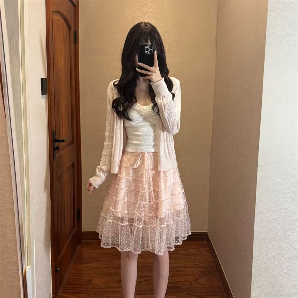 Setelan Pakaian Elegan: Kamiso - Elastic Lace Trim ulasan dan harga