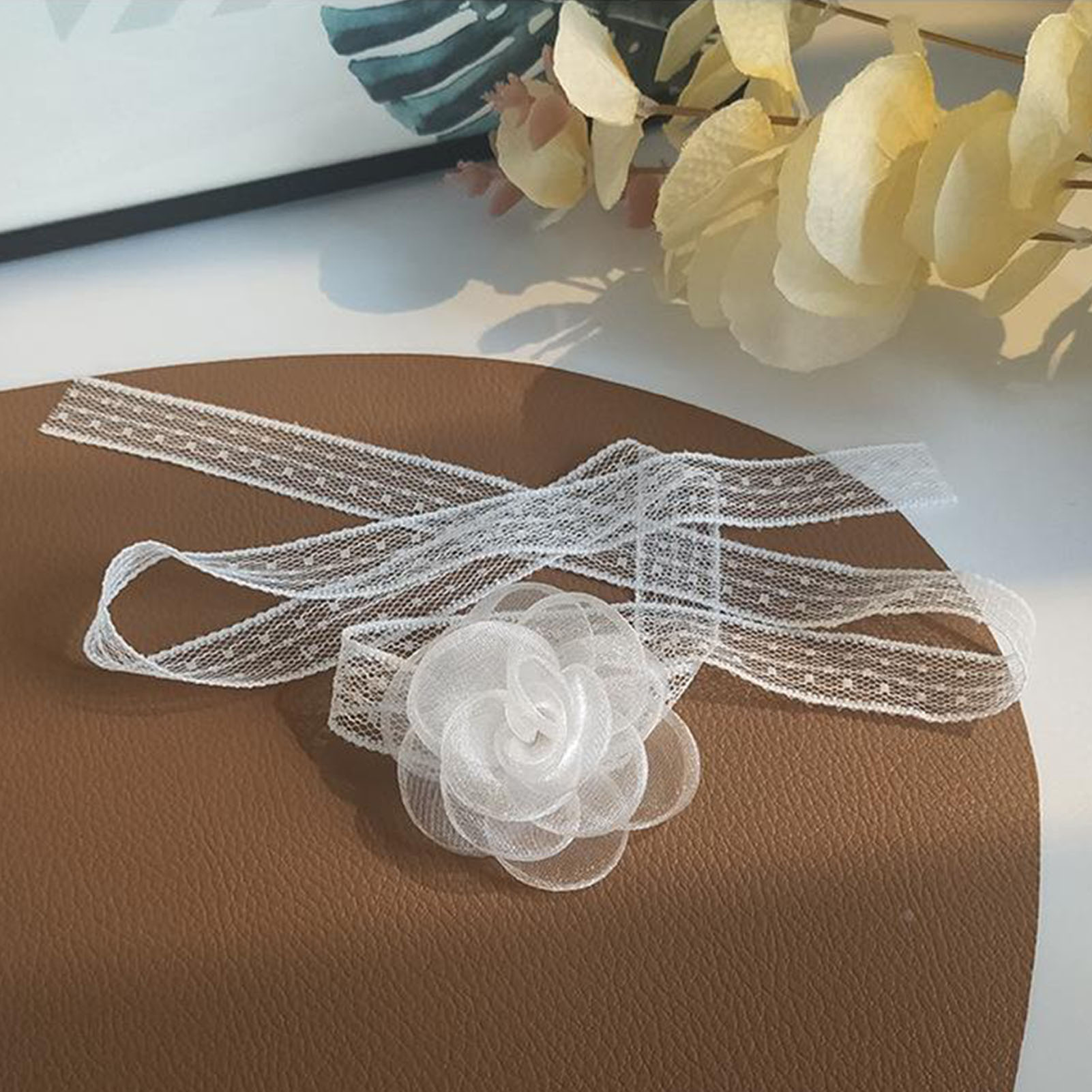 Ikat Kepala Pita Renda dengan  - Lace Ribbon Trim ulasan dan harga